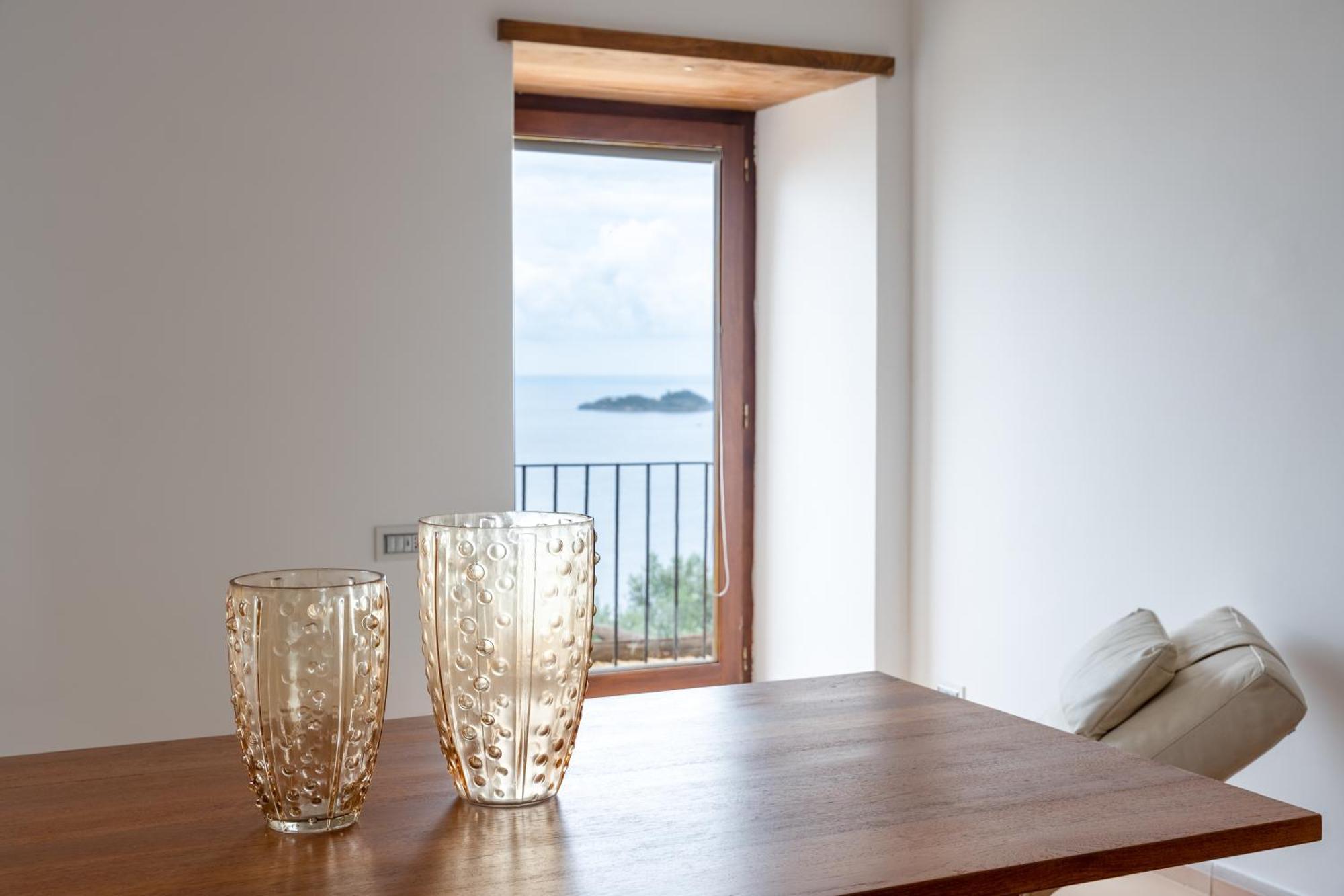 La Torre Tra Gli Ulivi Di Positano *